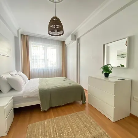 Excelent Locaiton & Spacious No3 *