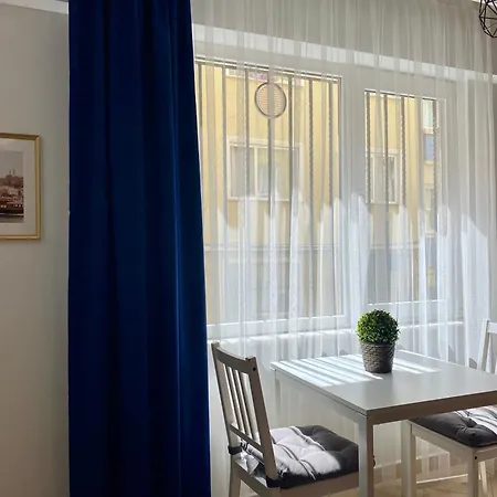 Διαμέρισμα Excelent Locaiton & Spacious No3 *