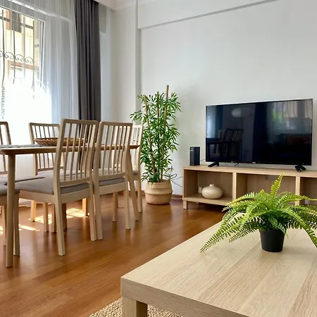 Excelent Locaiton & Spacious No3 *