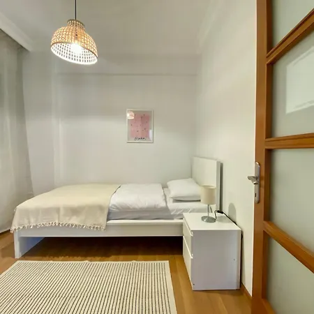Apartment Excelent Locaiton & Spacious No3 Istanbul