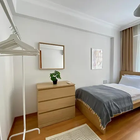 Excelent Locaiton & Spacious No3 Apartment